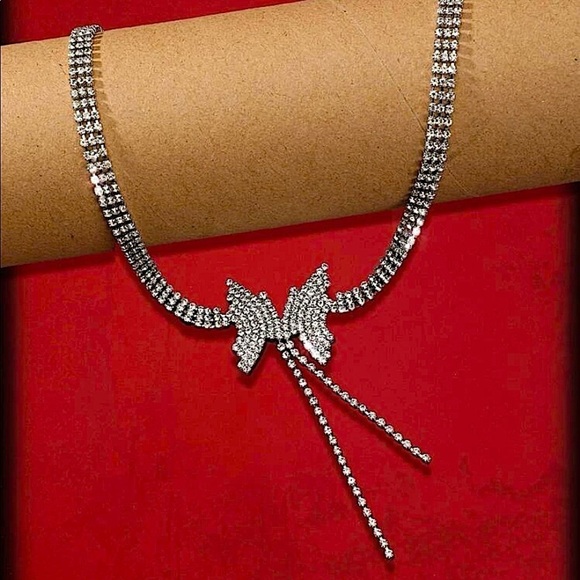 Butterfly Crystal Tassel Choker Rhinestone Necklace - Picture 5 of 10